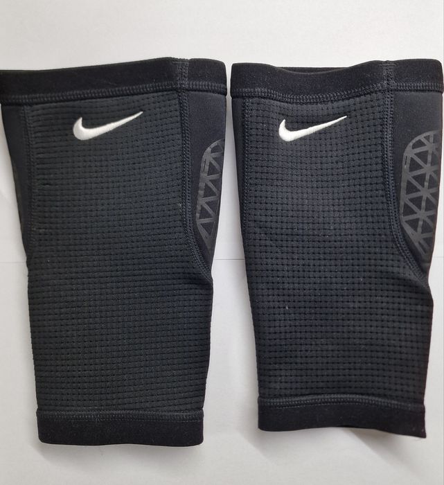 Продам компресійні рукави Nike Pro (пара)