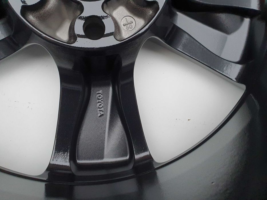 LEXUS 18" f-sport 5x114,3 felgi aluminiowe 8J i 8,5J