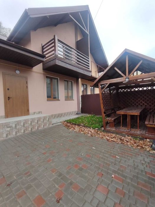 Будинок з ремонтом