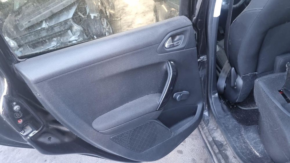 Carro Para Peças Peugeot 208 I Ref: 0011234 2012 - 2019