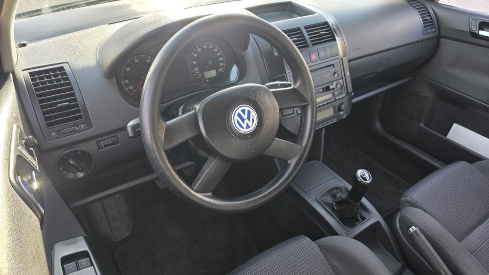 Volkswagen Polo 1.2 Confortline - 2002