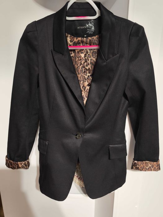 Marynarka na podszewce w panterkę