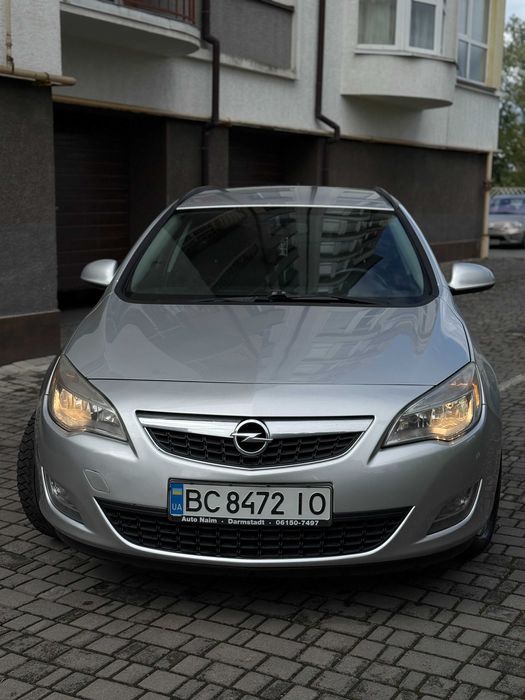 Продам авто Opel Astra J