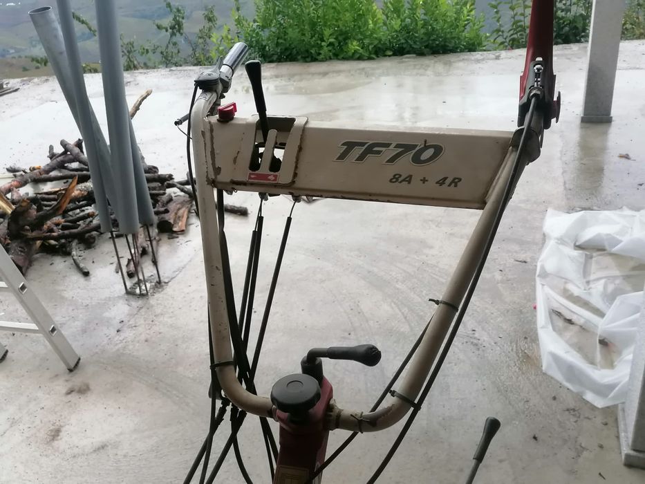Motocultivador Kubota TF70