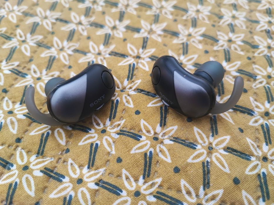 Headphones Sony WF-SP700N