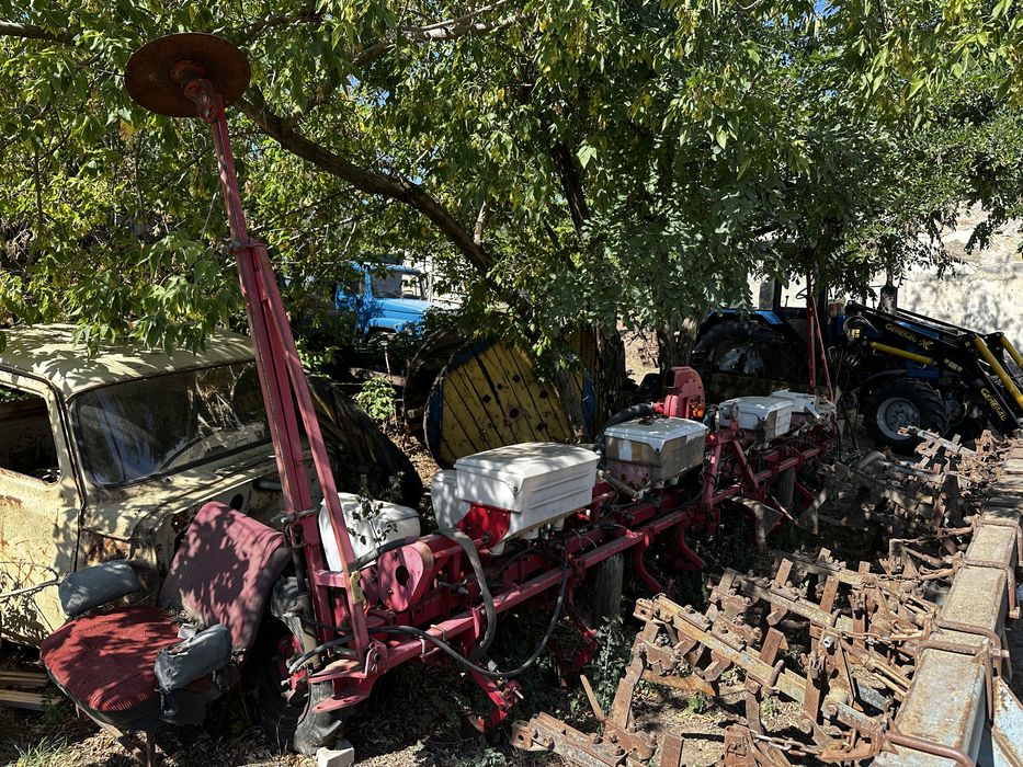 Сівалка просапна УПС-8