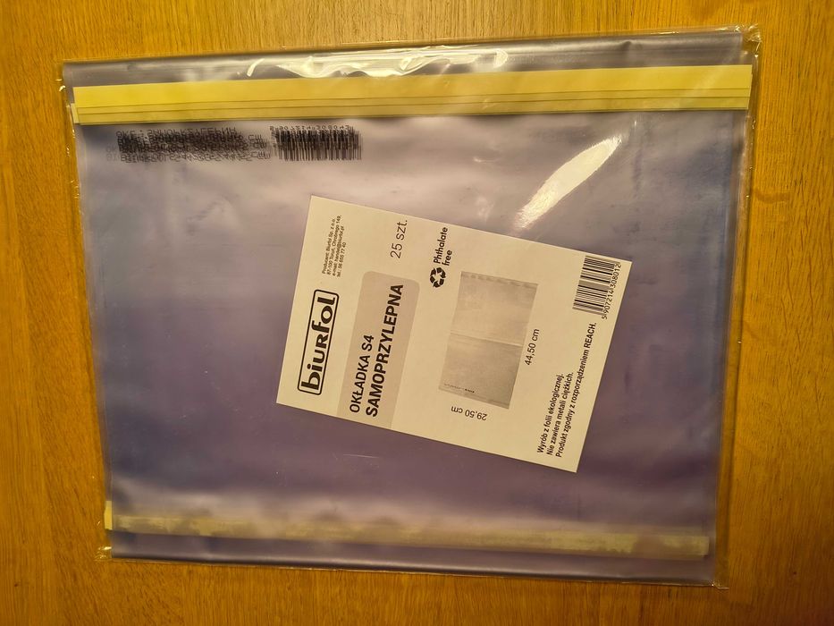 Okładki samoprzylepne Biurfol S4 25 szt. 29,5 × 44,5 cm – nowe na podręczniki i zeszyty