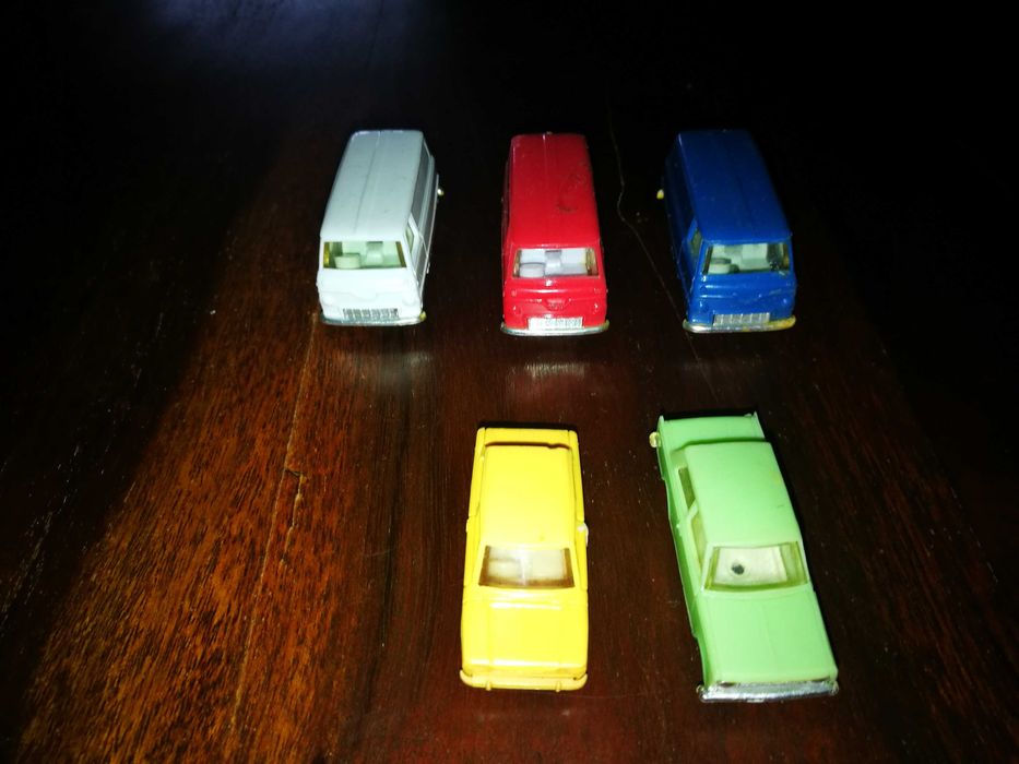 Carrinhos da MINIX (como novos vendem-se separadamente)