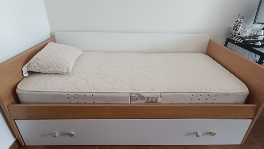 Cama+colchão+estrado