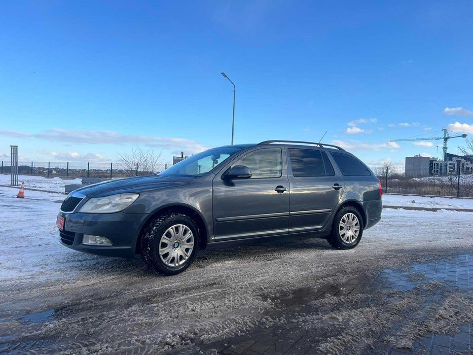 Skoda Octavia 1.6газ 09р. кліма круіз фаркоп датчики