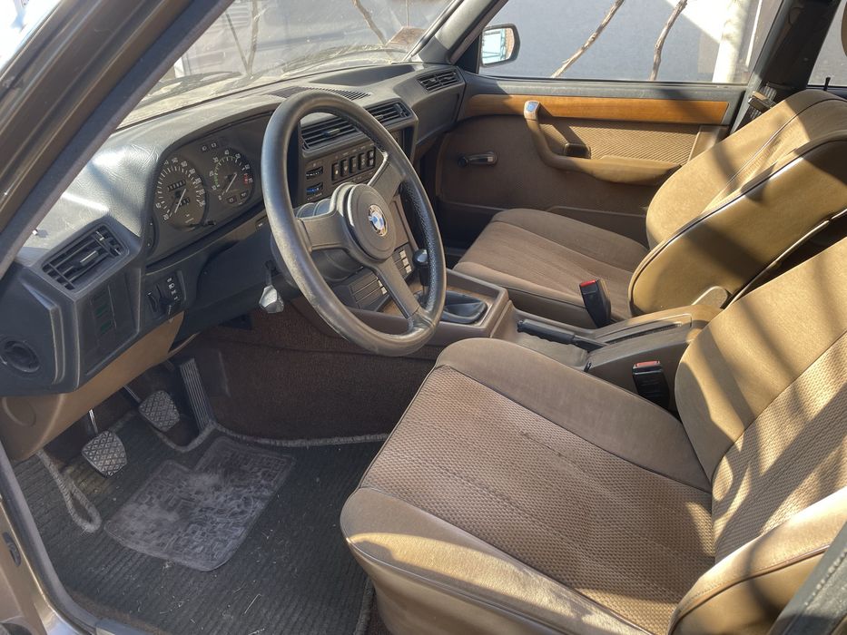 Bmw 7 e23 дві шт не завершений проект