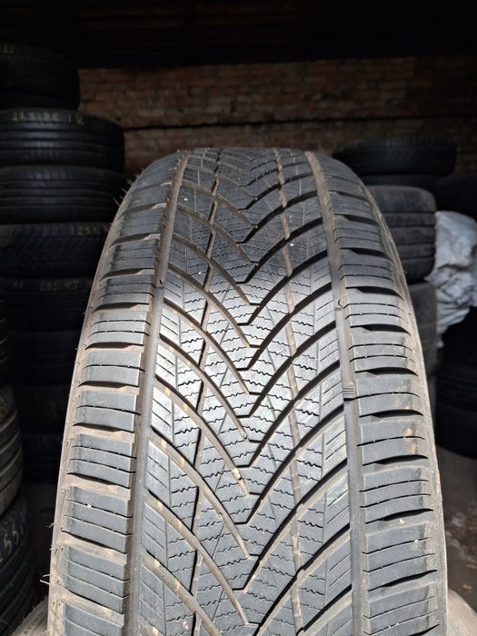 распаровка шины б/у 225/50 R19 Trac MAX ALLseason