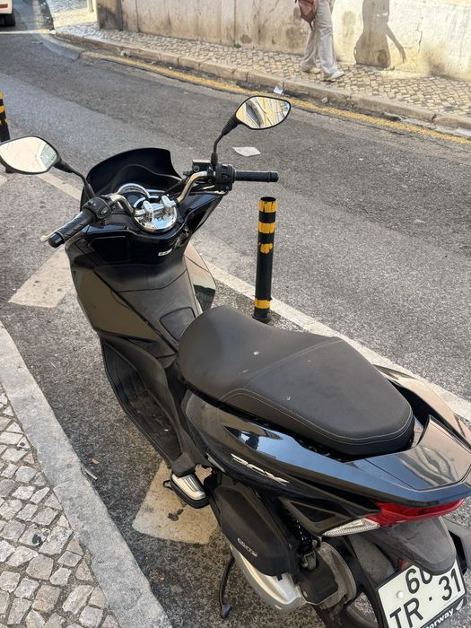 Honda PCX 125 – Excelente Estado