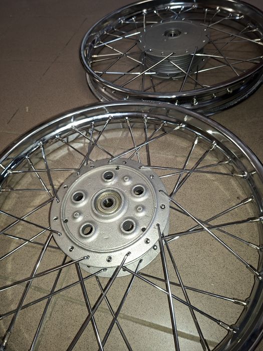 Odnowione wycentrowane kola kpl r18" wsk 125 b1 b3 pl chrom