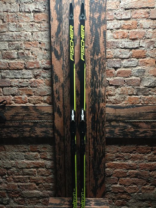 Narty Fischer Twin Skin pro 182 cm wiązania Fischer system NNN Nowe