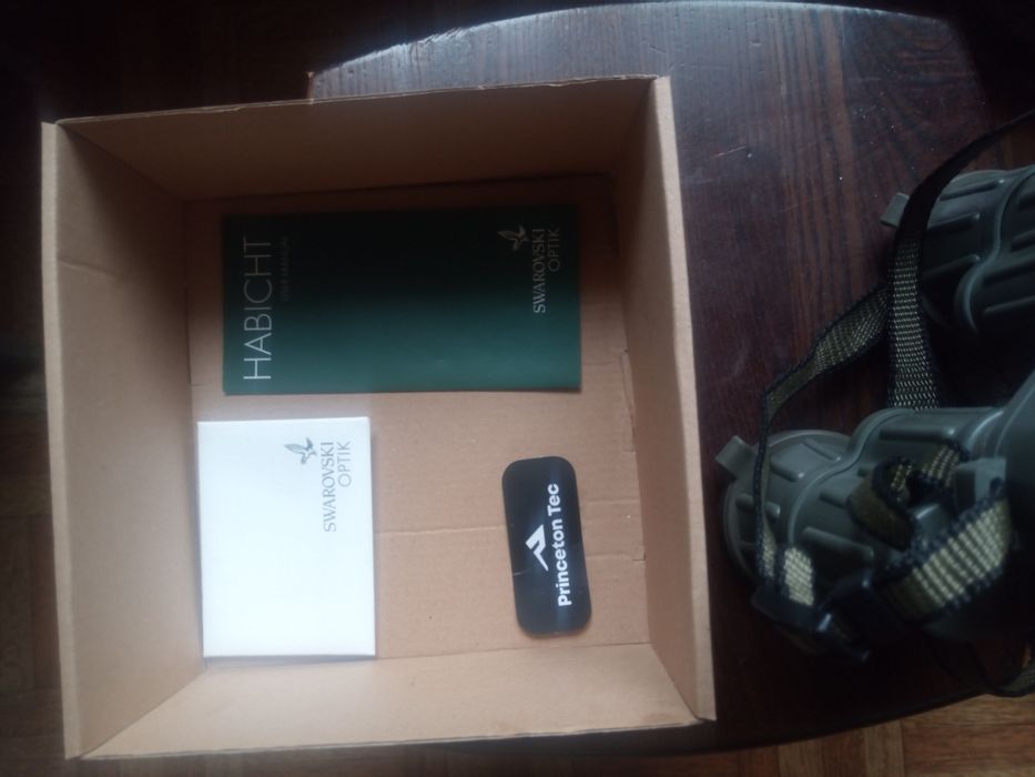 Бінокль Swarovski  7*42