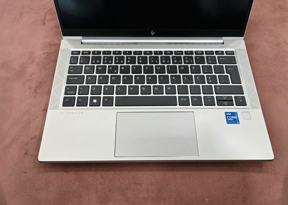 PC Portatil HP Elitebook 830 G8 ( Usado )