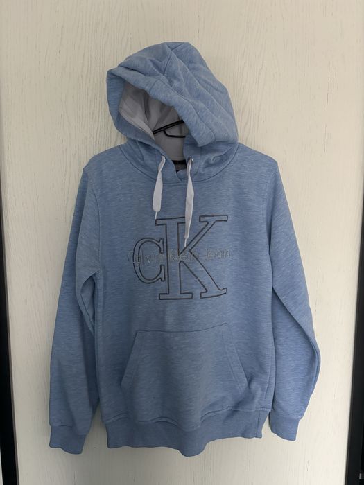 Niebieska bluza z kapturem ck