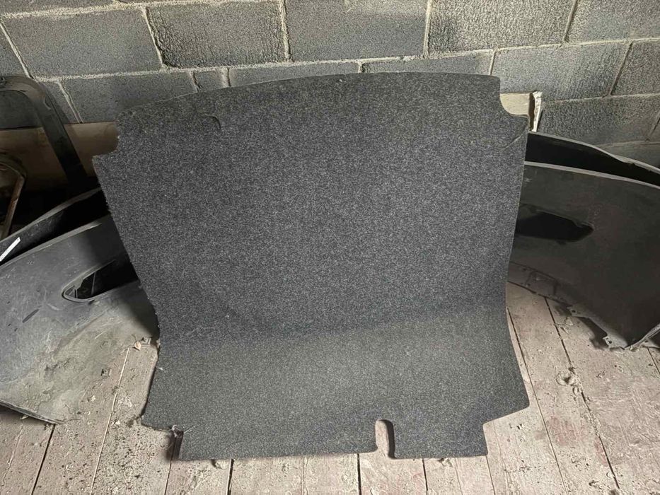 Обшивка багажника до Volkswagen Jetta