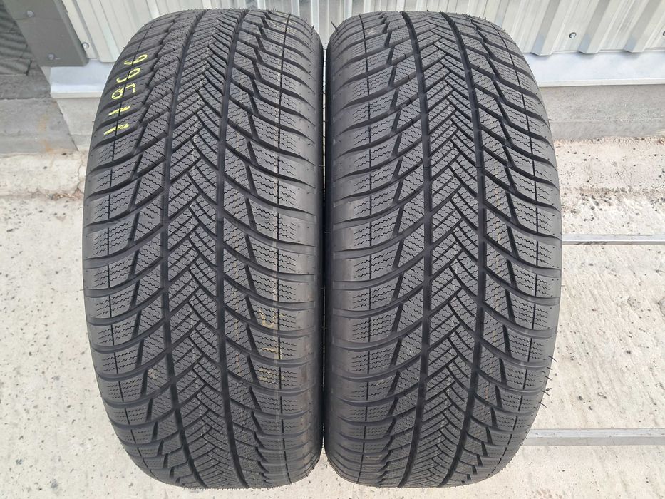 Резина зимова, 255/55 R19 Bridgestone Blizzak LM001 (арт. 11966)