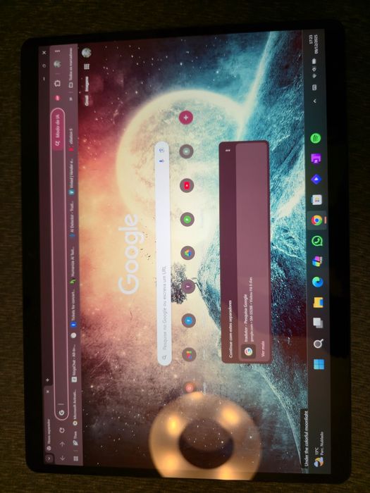 Microsoft Surface Pro 9 (como novo) + Garantia + Seguro + Acessórios