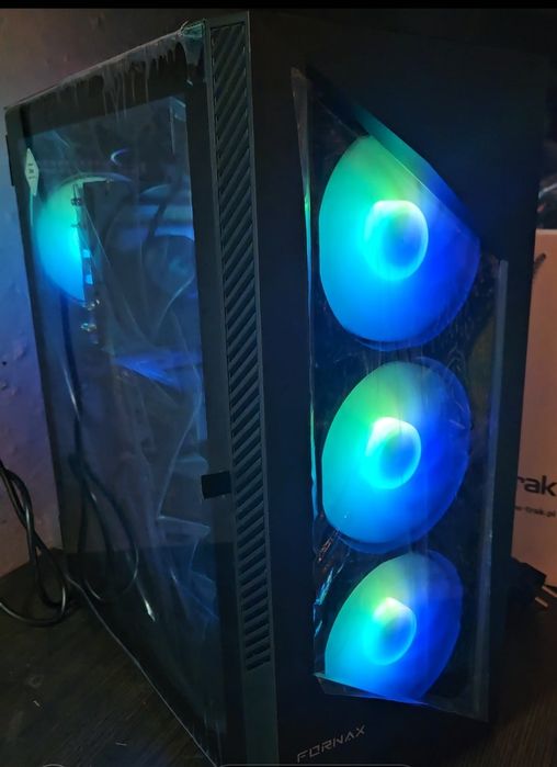 Nowy komputer Ryzen AM5 8400 GeForce5060 8Gb 32GB/1TB