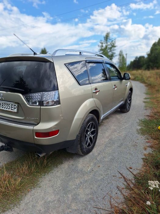 mitsubishi outlander 2008