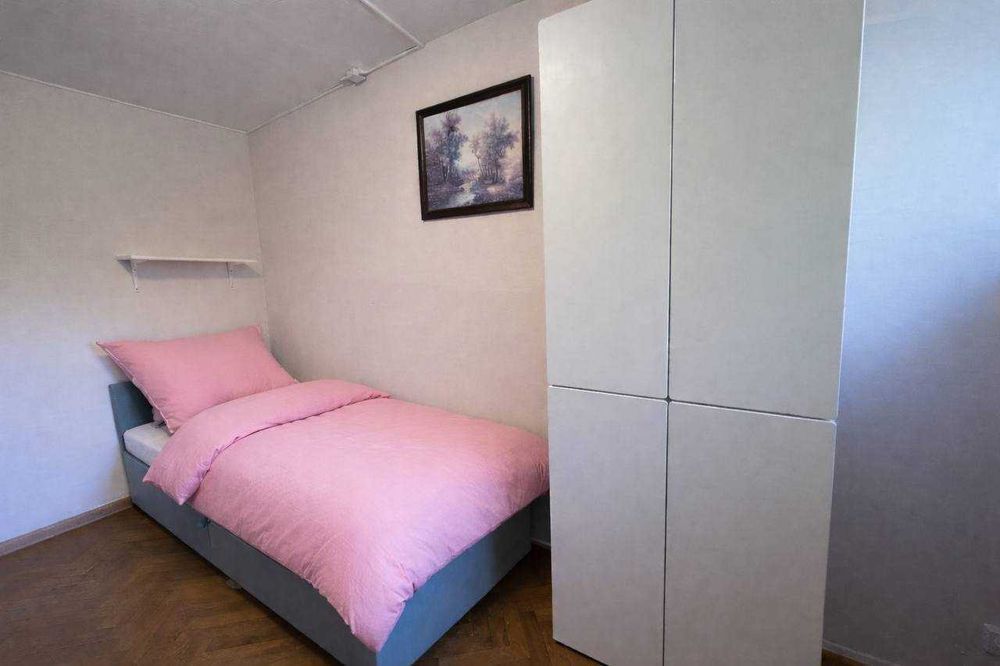 250  злотых неделя проживания!  Хостел Варшава район Bemowo! Hostel