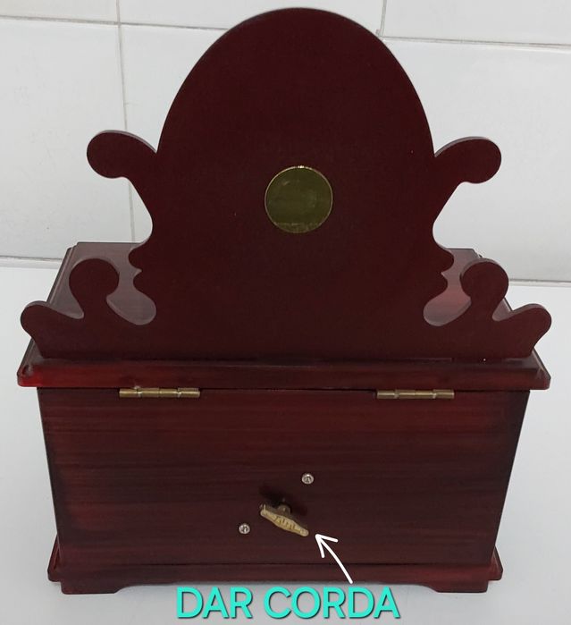 GUARDA JÓIAS VINTAGE,NOVO.MÚSICA E BAILARINA DANÇA.Casa,Quarto,Jóias.