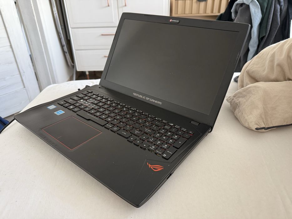ASUS STRIX ROG GL553V laptop gamingowy