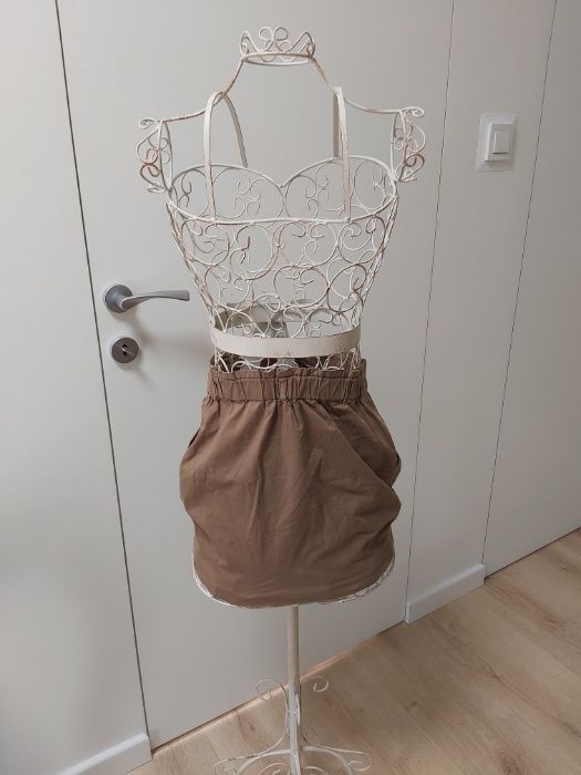 Beżowa, spódniczka mini, Stradivarius, rozm. 38