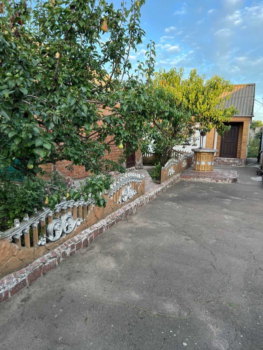 Продам будинок  м. Новоукраїнка вул. Тургенєва. 22000$(можливий торг).