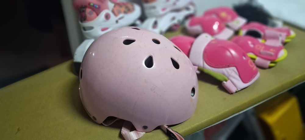 Patins em linha de menina