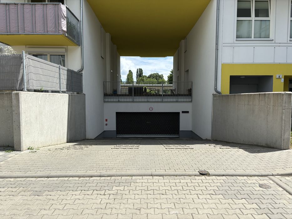 Miejsce postojowe Garaż Sosabowskiego Szczecin Pogodno Faktura - Widok 2