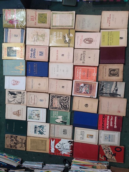 Lote Livros Autores Portugueses - Edições Antigas - Cada 2 €