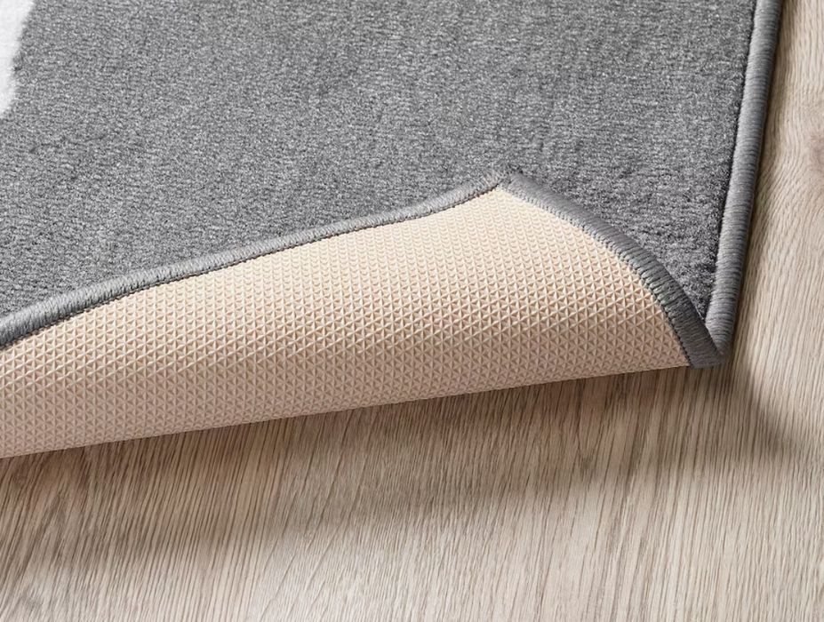 Tapete cinza 1m x 1,6m para quarto de criança