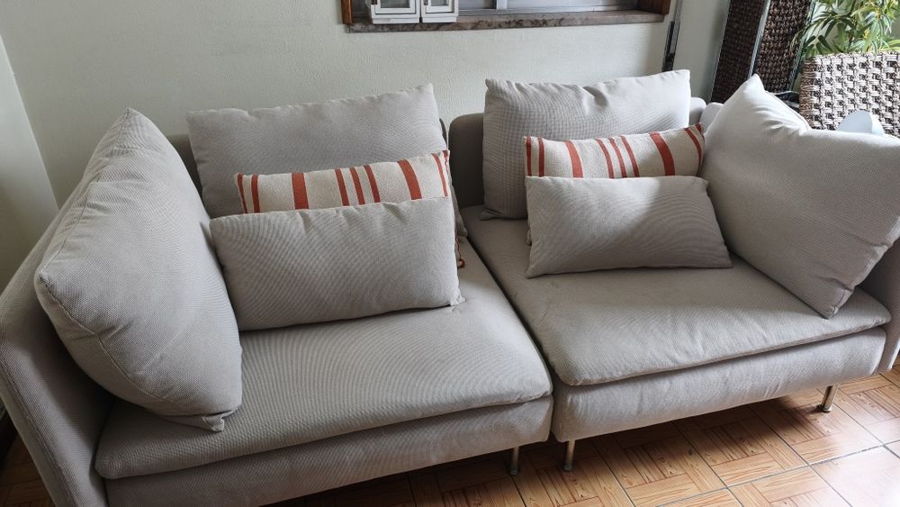 Sofá beje usado, boas condições