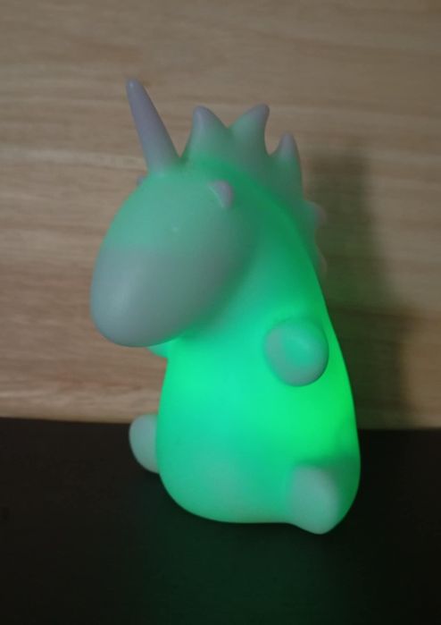 Lampka nocna jednorożec
