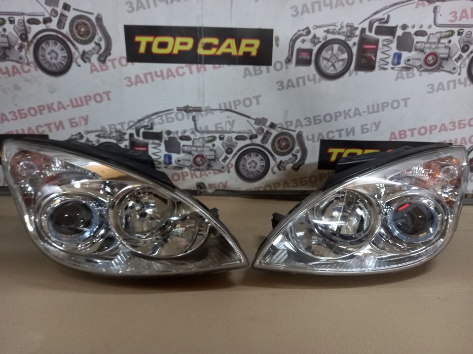 Фари передні Хюндай ай 30 Hyundai i30 Хундай  відмінний стан.