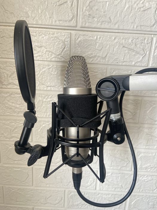 Студійний мікрофон Rode NT1-A + поп філтр + пантограф