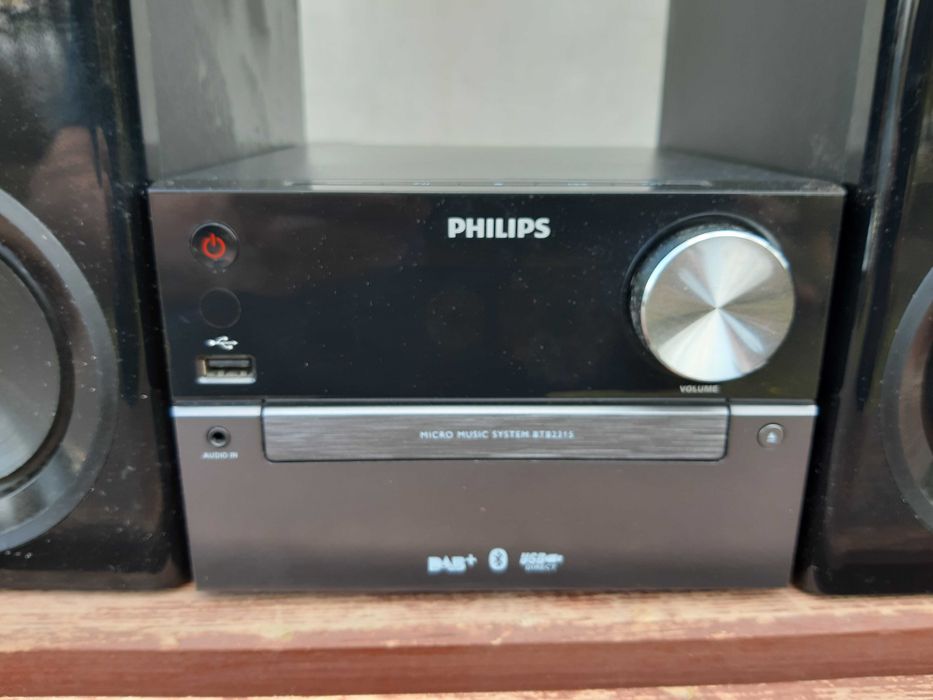 Wieża Philips BTB2315