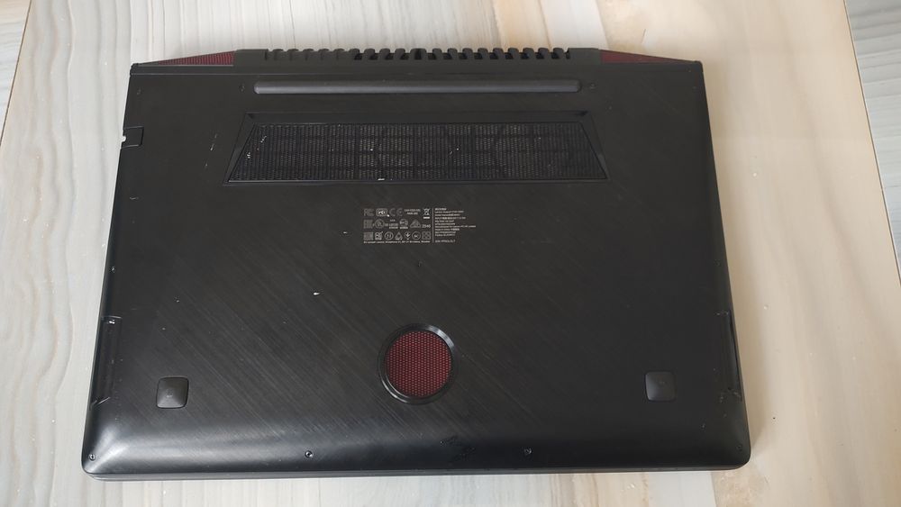 Ноутбук Lenovo Y700