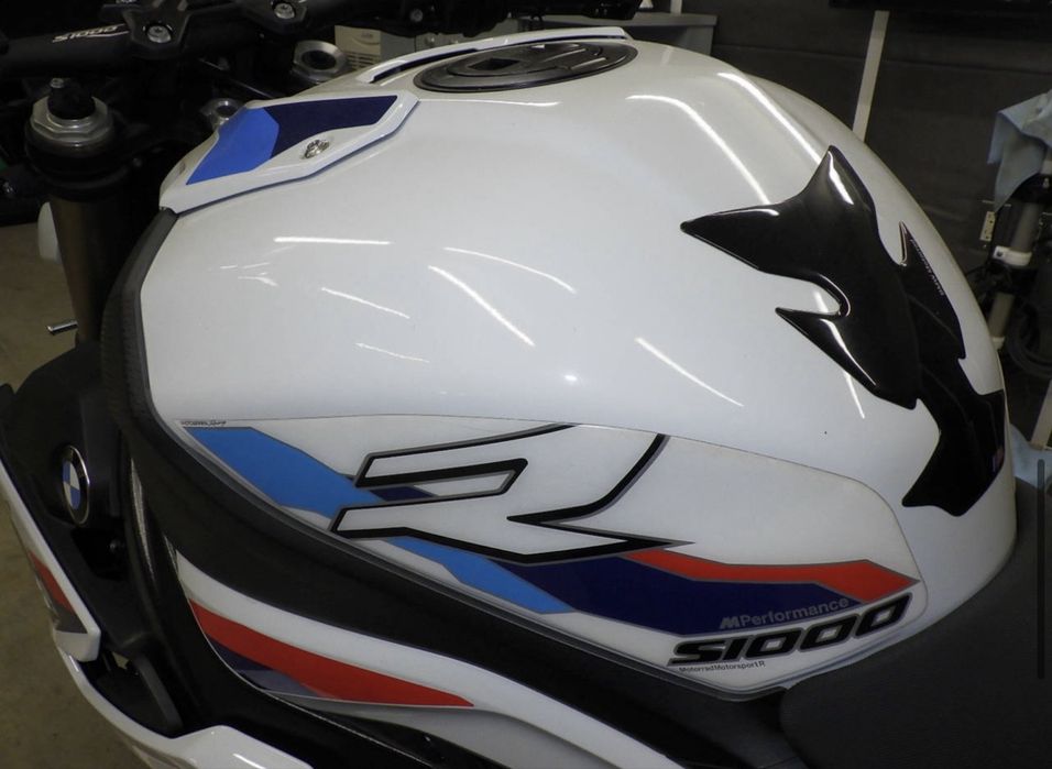 BMW S1000R 2023 рік