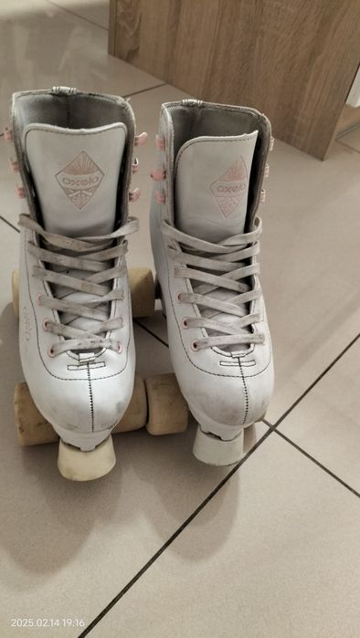 Wrotki białe róz  36