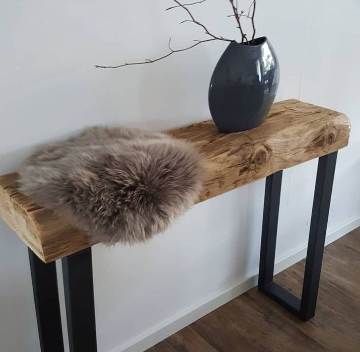 Konsole ze starego drewna w stylu Rustykalnym