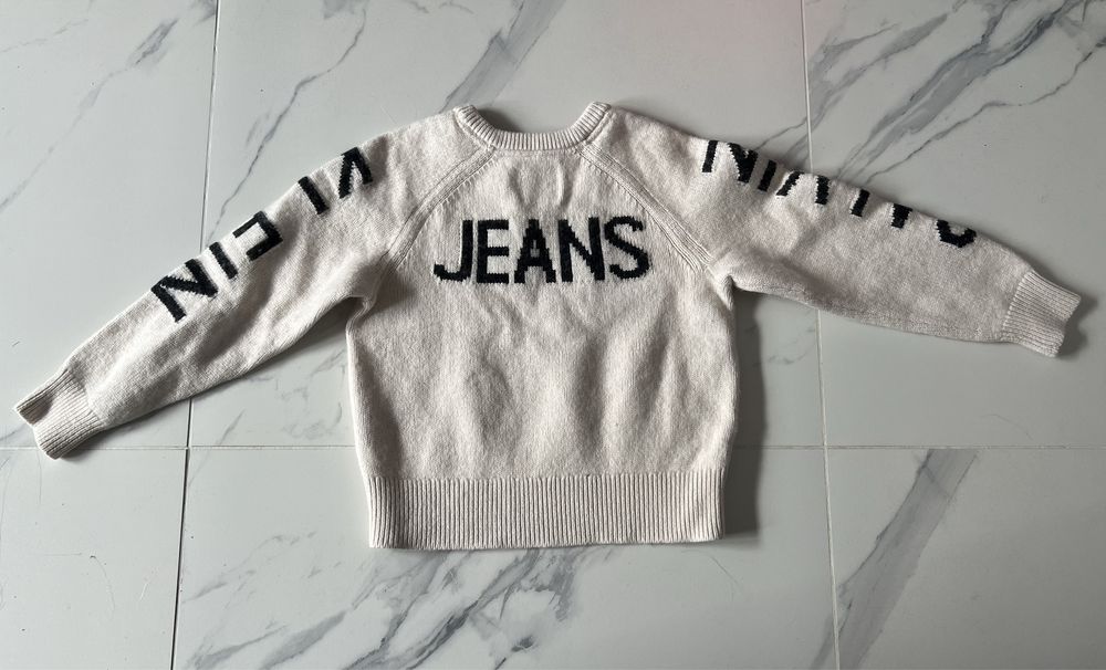 Sweter jak nowy Calvin Klein Jeans 128