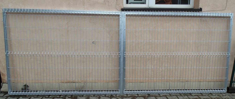 Solidna brama panelowa dwuskrzydłowa ocynk fi 5 mm