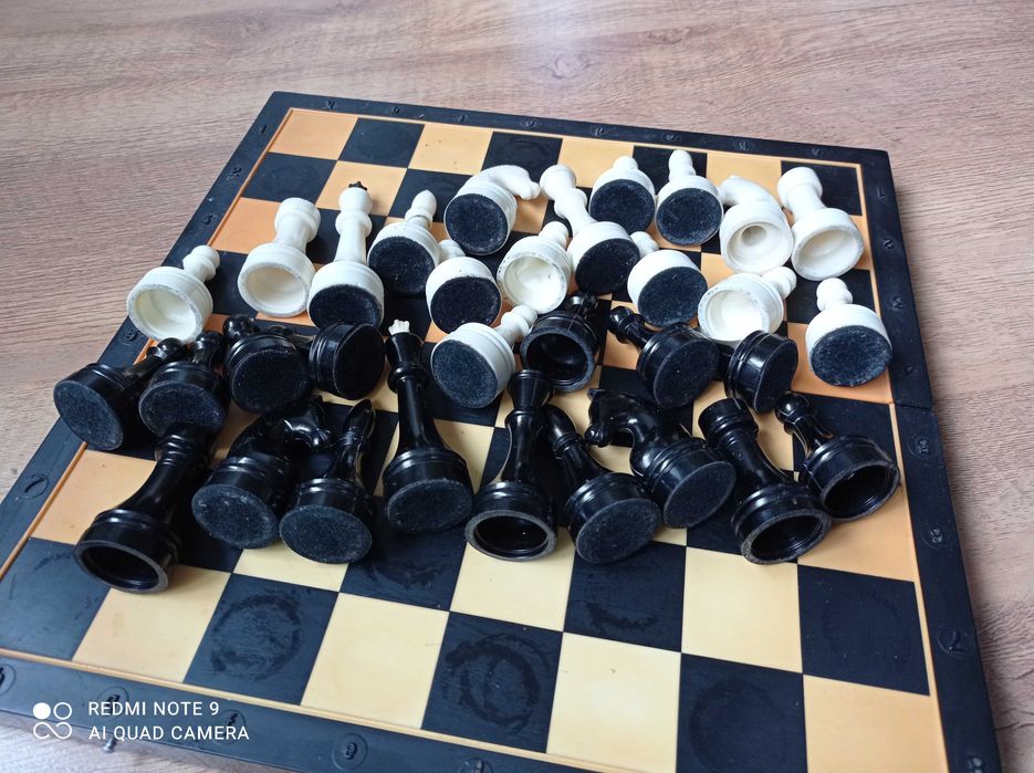 Шахматы пластик СССР.