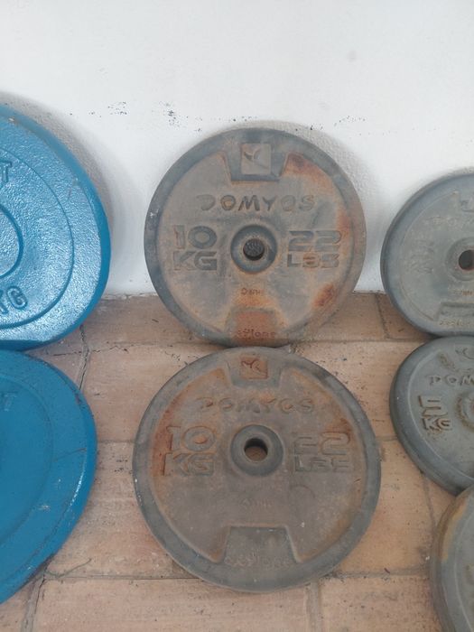 Conjunto musculação – 110 kg + barras e acessórios
