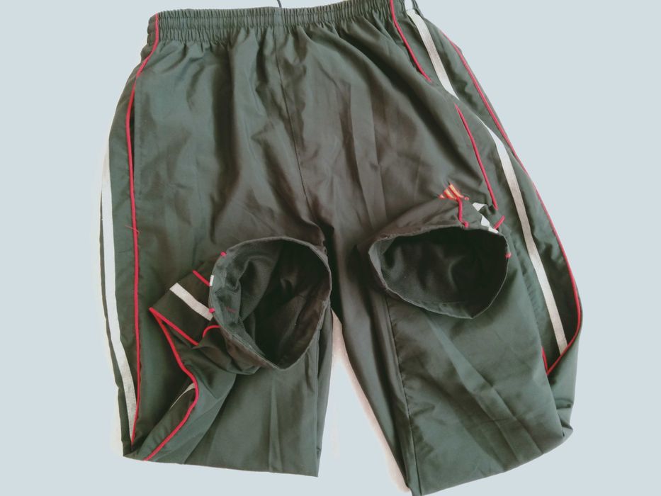 Spodnie dresowe z odblaskami Adidas 164/168